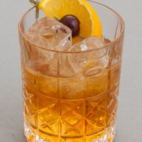 Коктейль ржавый гвоздь — коктейль с шотландским характером. История коктейля, необходимые ингредиенты, последовательность приготовления